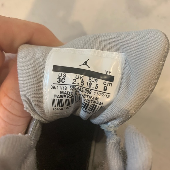 LN Retro Silver and Hot Pink Crib Jordans - Picture 4 of 5